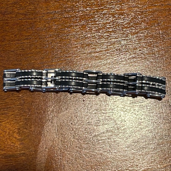 Men’s Stainless Steel Bracelet - Picture 6 of 14
